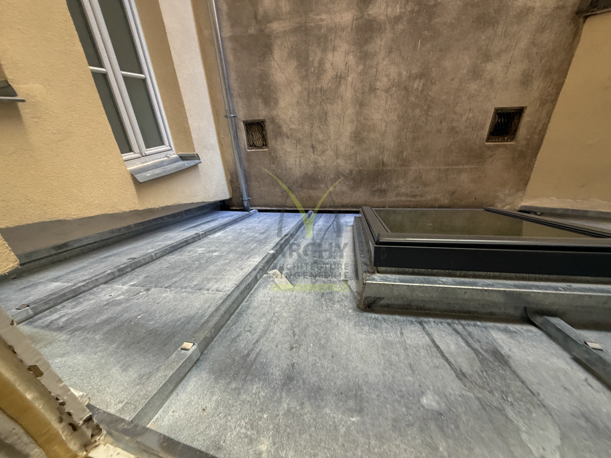 Avenue de la Grande Armée · Paris — Sous les combles, les espaces prennent forme, vue 4 · Suivi de chantier · 6 octobre 2026