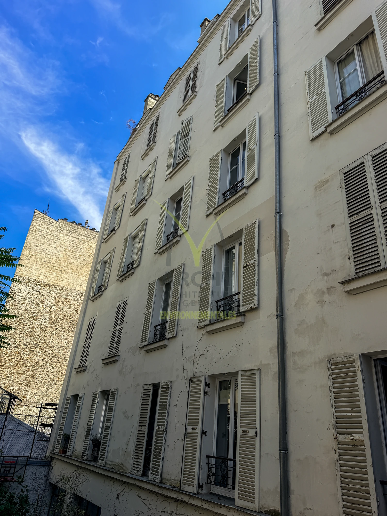 Rue Pleyel · Paris — Façades et toiture : lire l’enveloppe existante, vue 2 · Archives · juillet et septembre 2026
