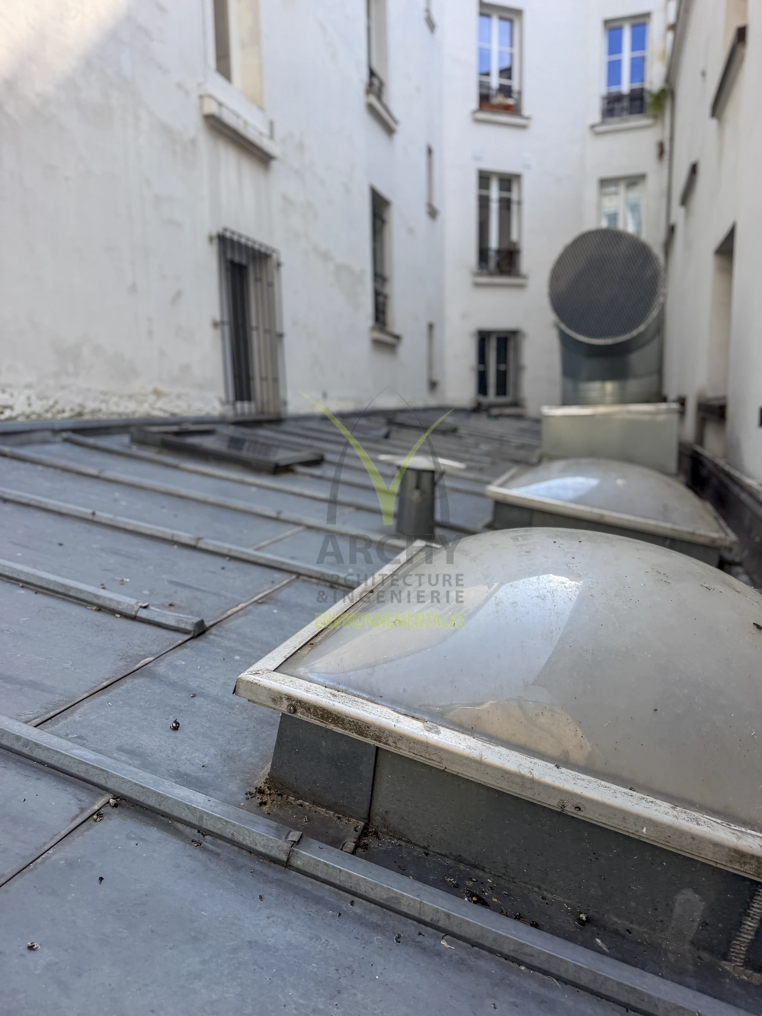 Rue Pleyel · Paris — Façades et toiture : lire l’enveloppe existante, vue 3 · Archives · juillet et septembre 2026
