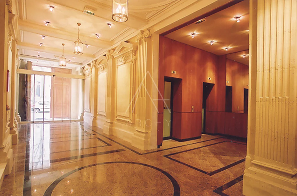 Hall achevé