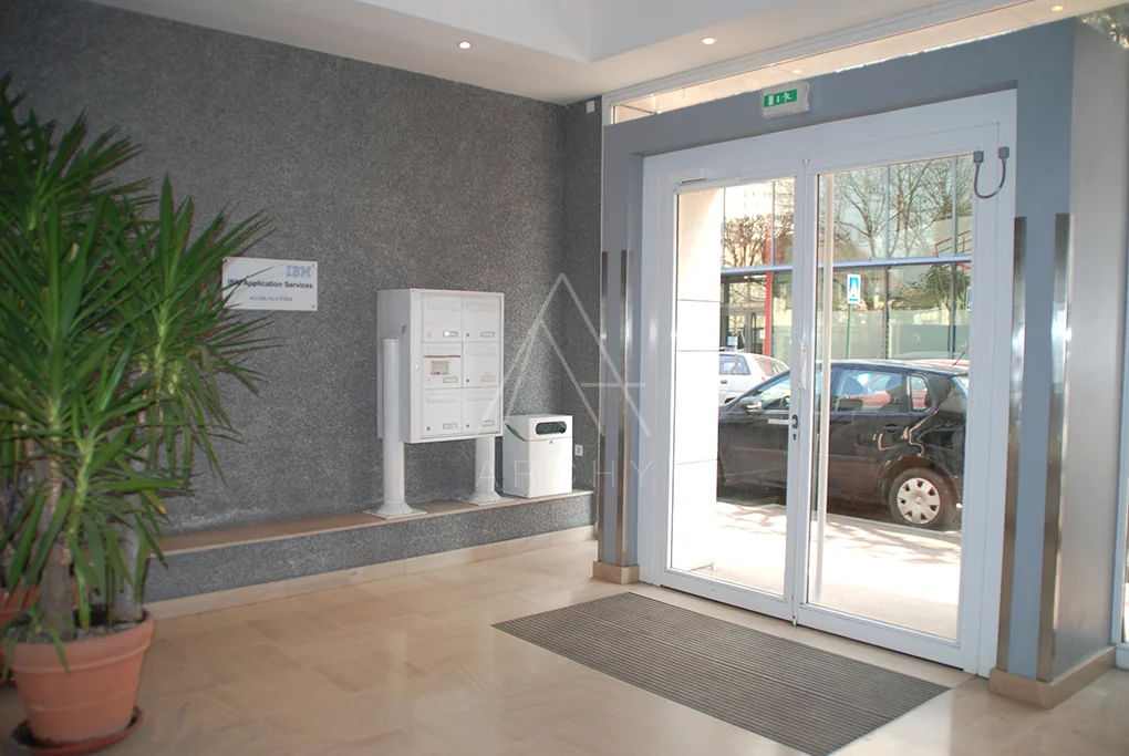 Entrée des bureaux