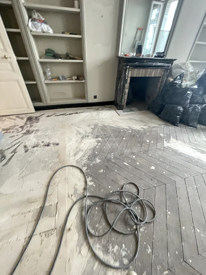 Parquet et rangements en chantier