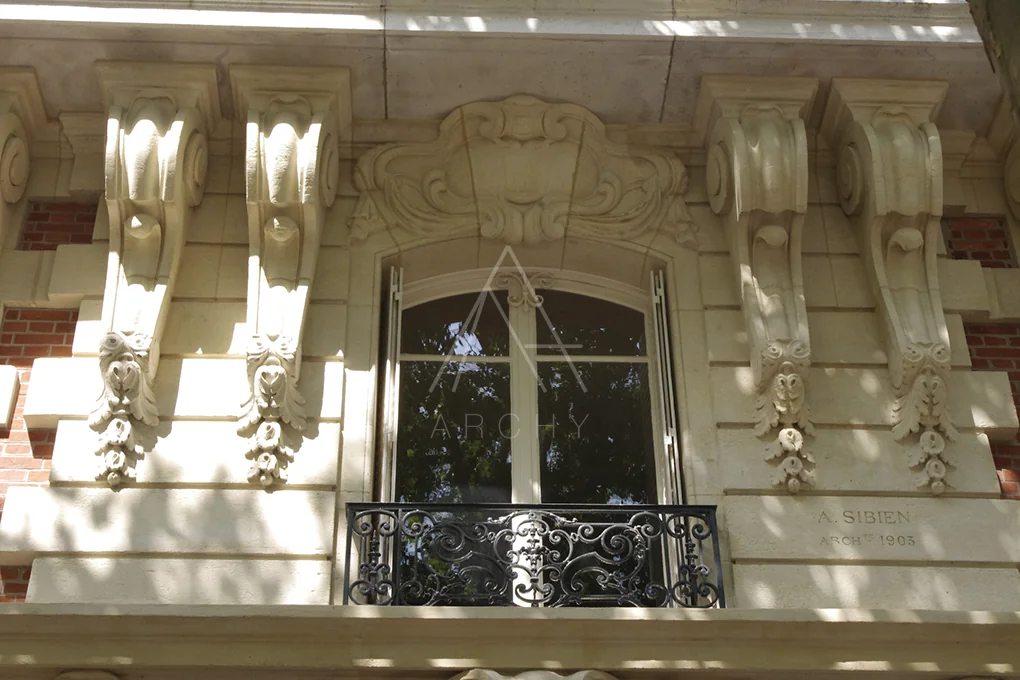 Détails de façade restaurés